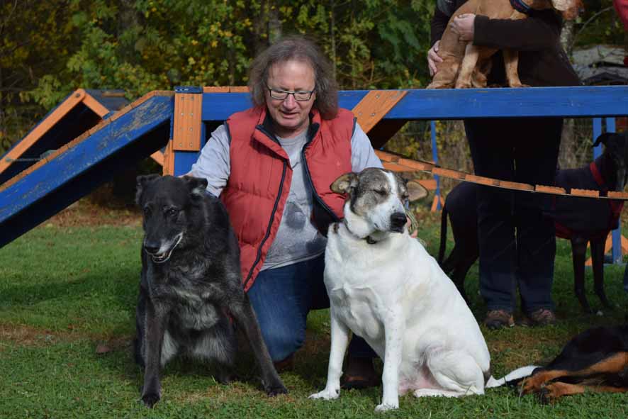 Referent und seine Helfer.jpg (886 x 591)